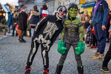 Kamniški karneval navdušil z barvito povorko (9)